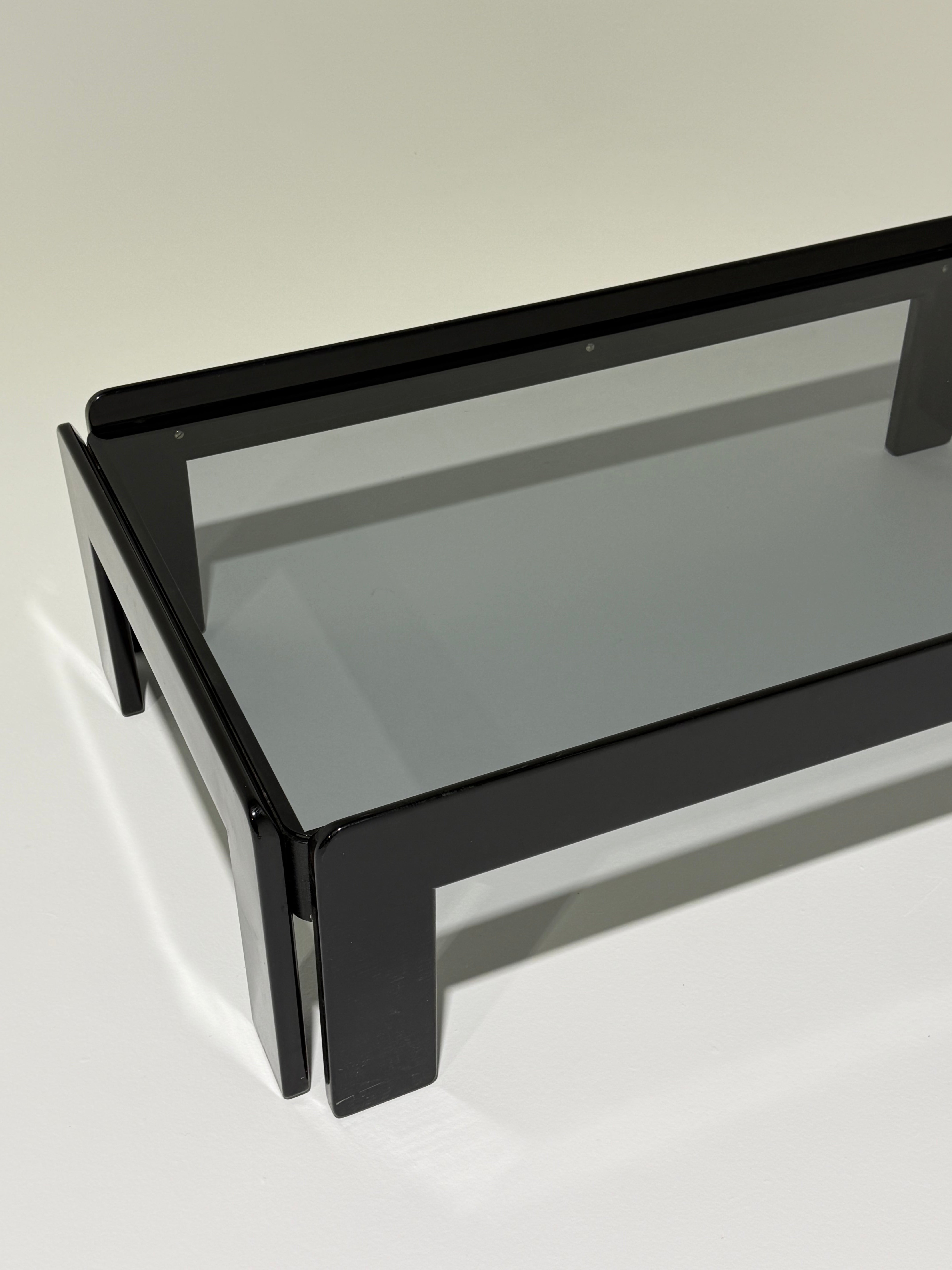 Italian Coffee Table by Afra & Tobia Scarpa