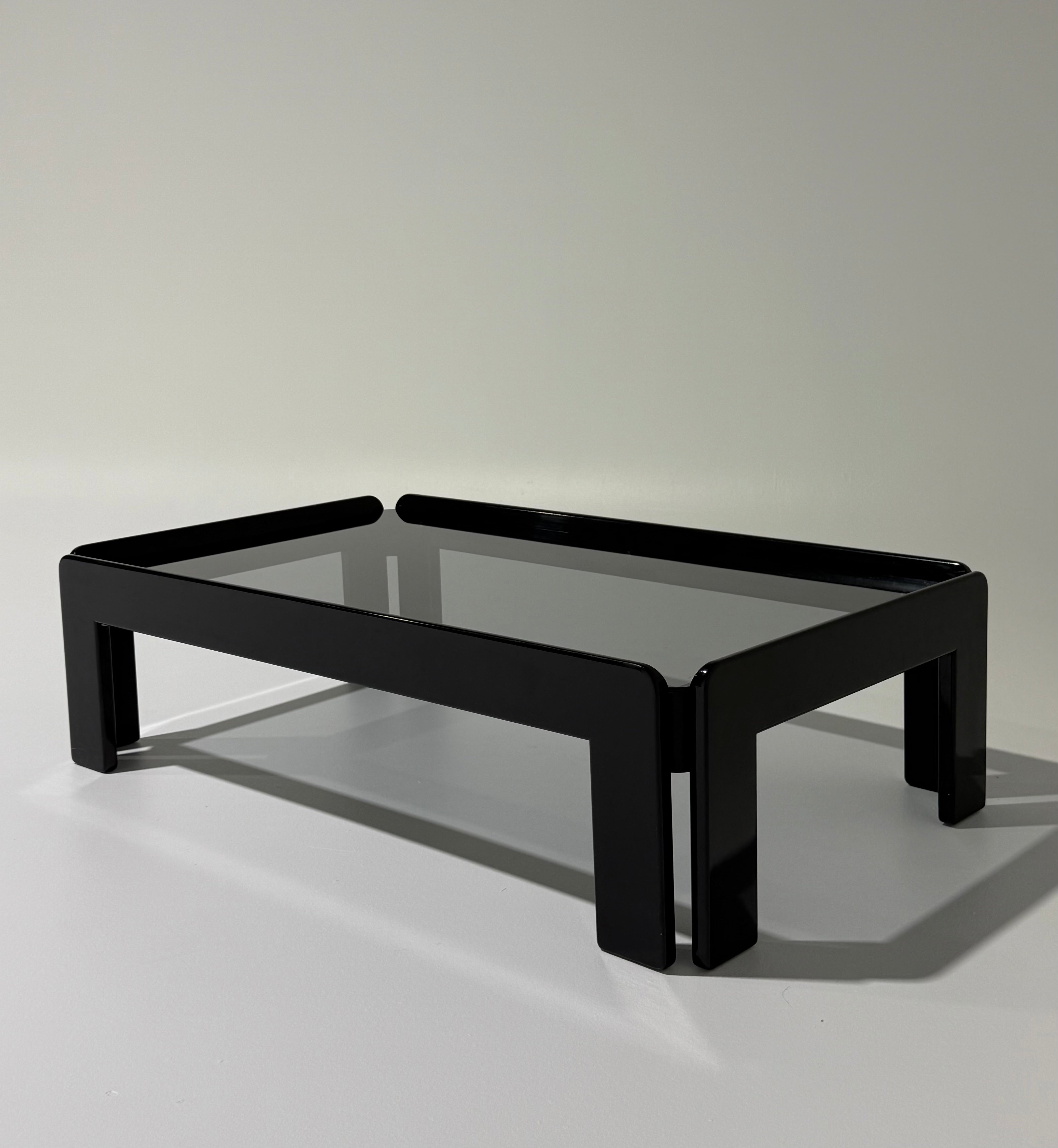 Italian Coffee Table by Afra & Tobia Scarpa