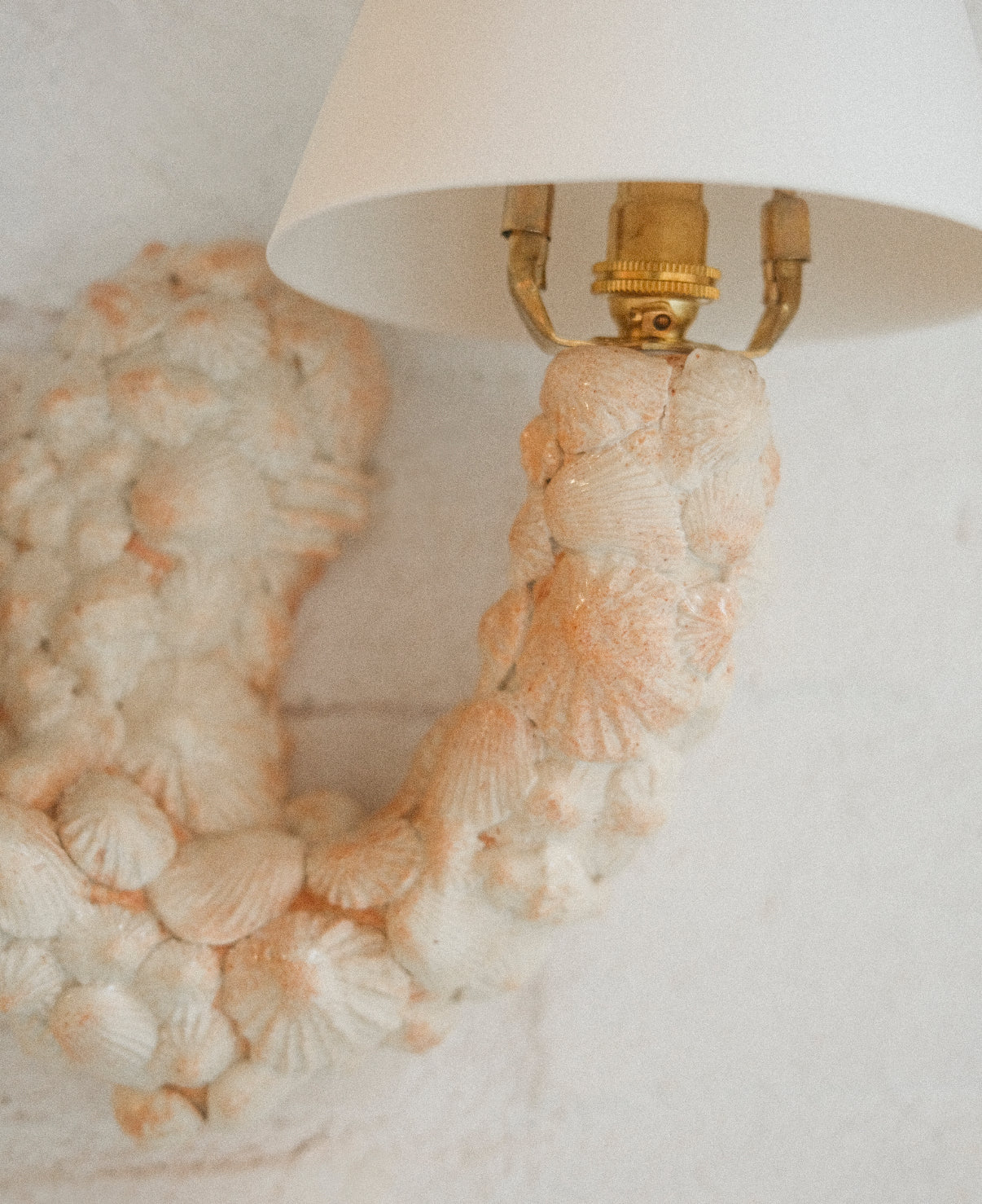 MAREA Ceramic & Shell Wall Light