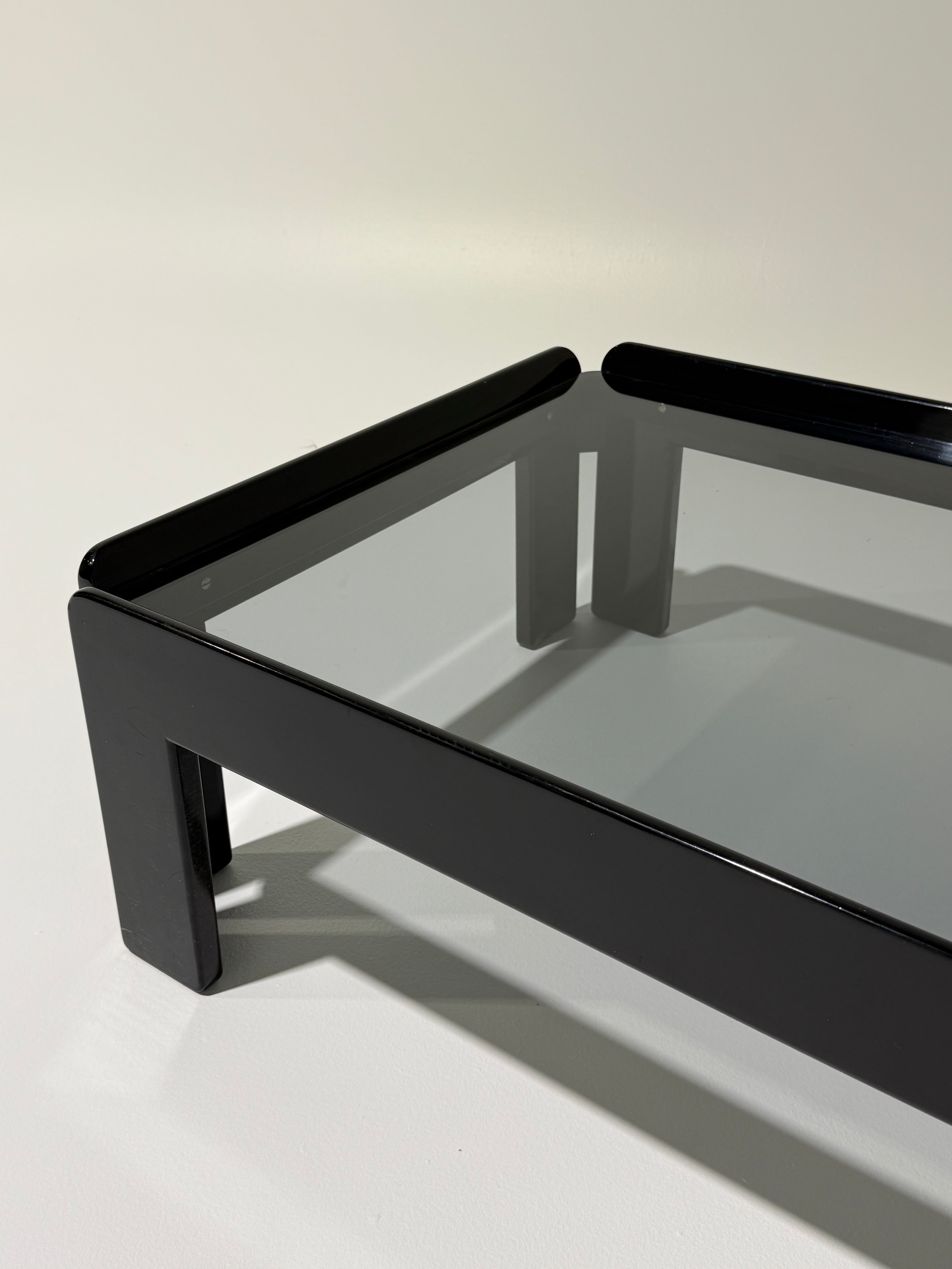 Italian Coffee Table by Afra & Tobia Scarpa