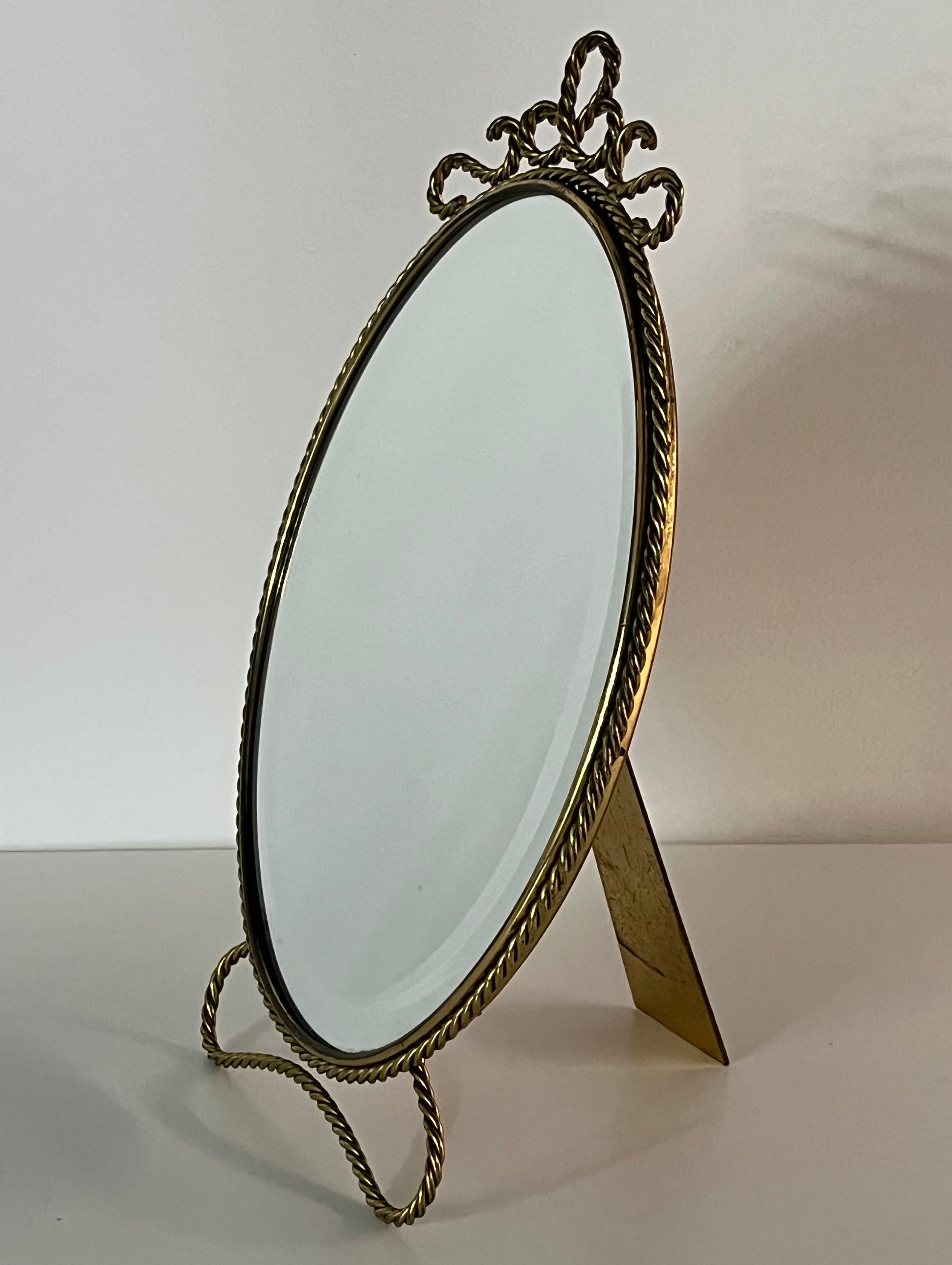 Table deals mirror vintage