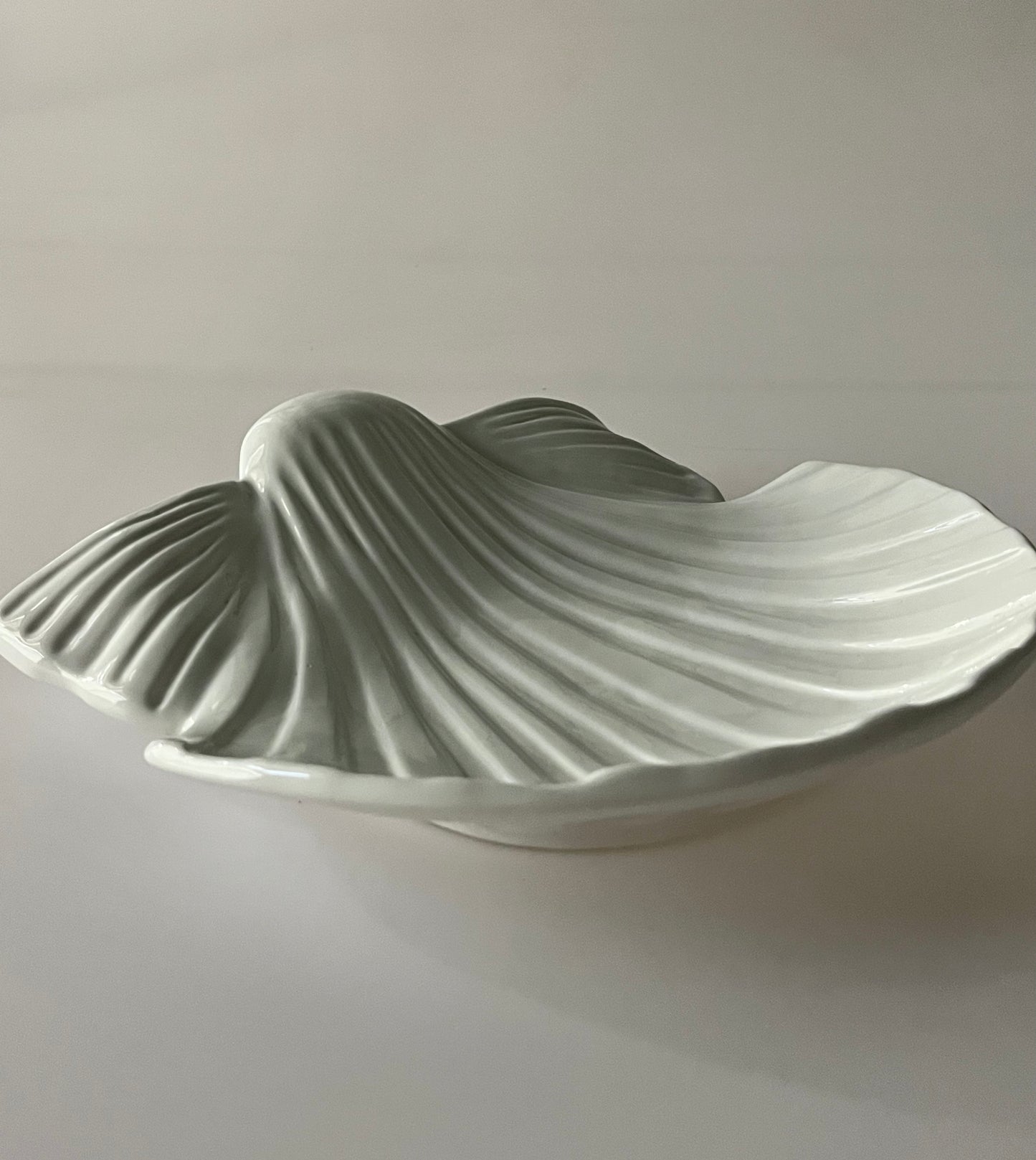 Tommaso Barbi Ceramic Shell Vide Poche