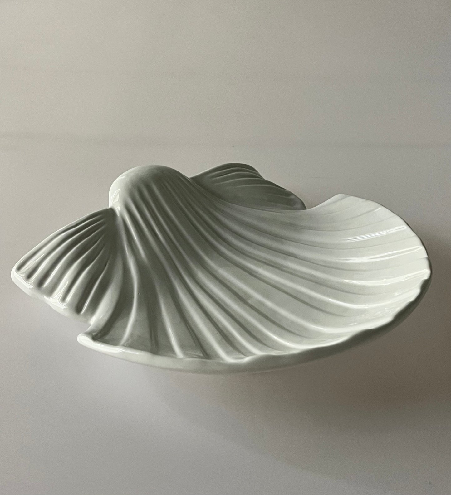 Tommaso Barbi Ceramic Shell Vide Poche